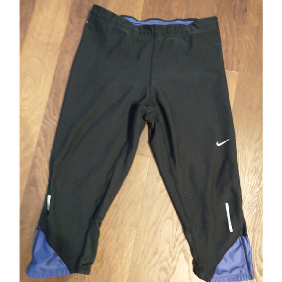 NIKE DRI-FIT Size Small Activewear Women's Performance Pants Capris Crop Black - Picture 1 of 6